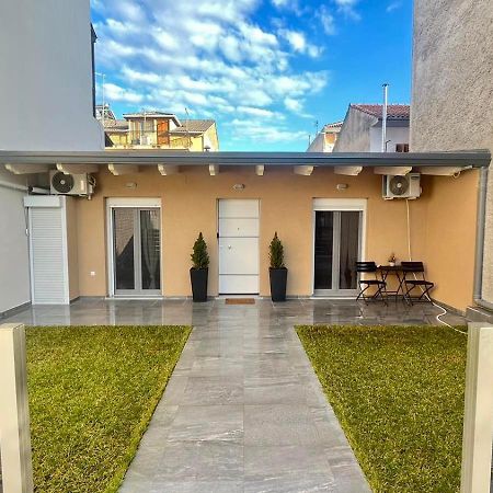 Ria'S Gardenview Apartment Ioánina Exterior foto